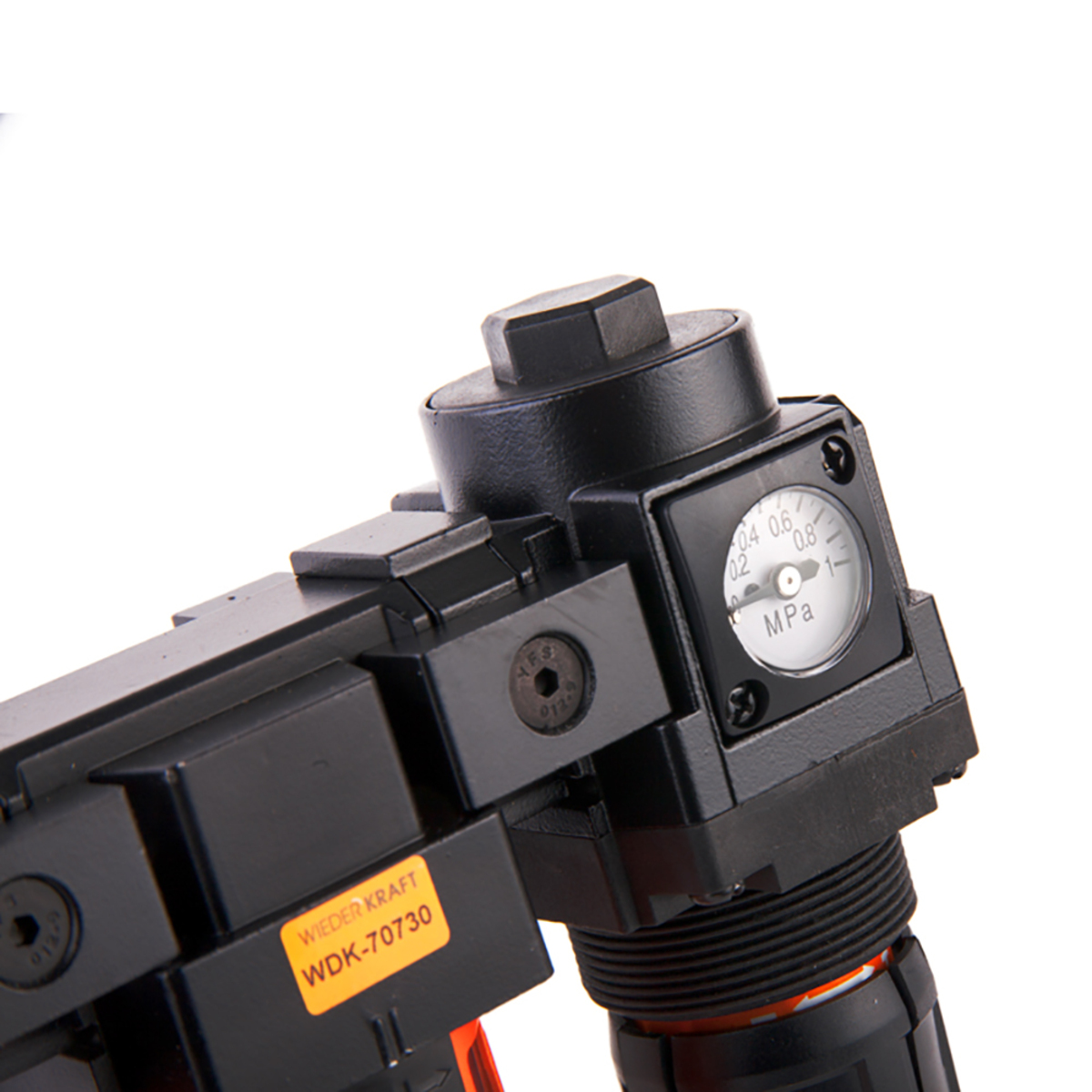 WDK-70730 Блок подготовки воздуха 3/8" двухступенчатый с влагомаслоотделителем, регулятором и манометром