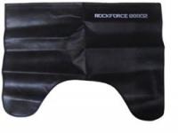 Коврик защитный RF-88802: магнитный на крыло а/м  630х830мм ROCKFORCE /1