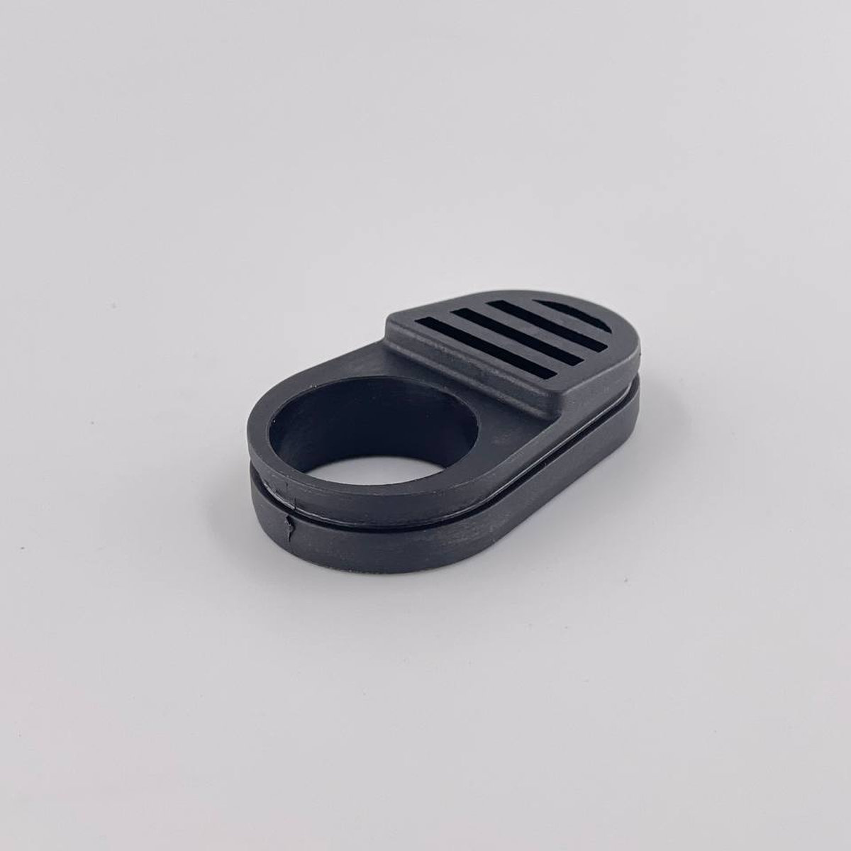 WDK-20840-37 Дефлектор выхлопа