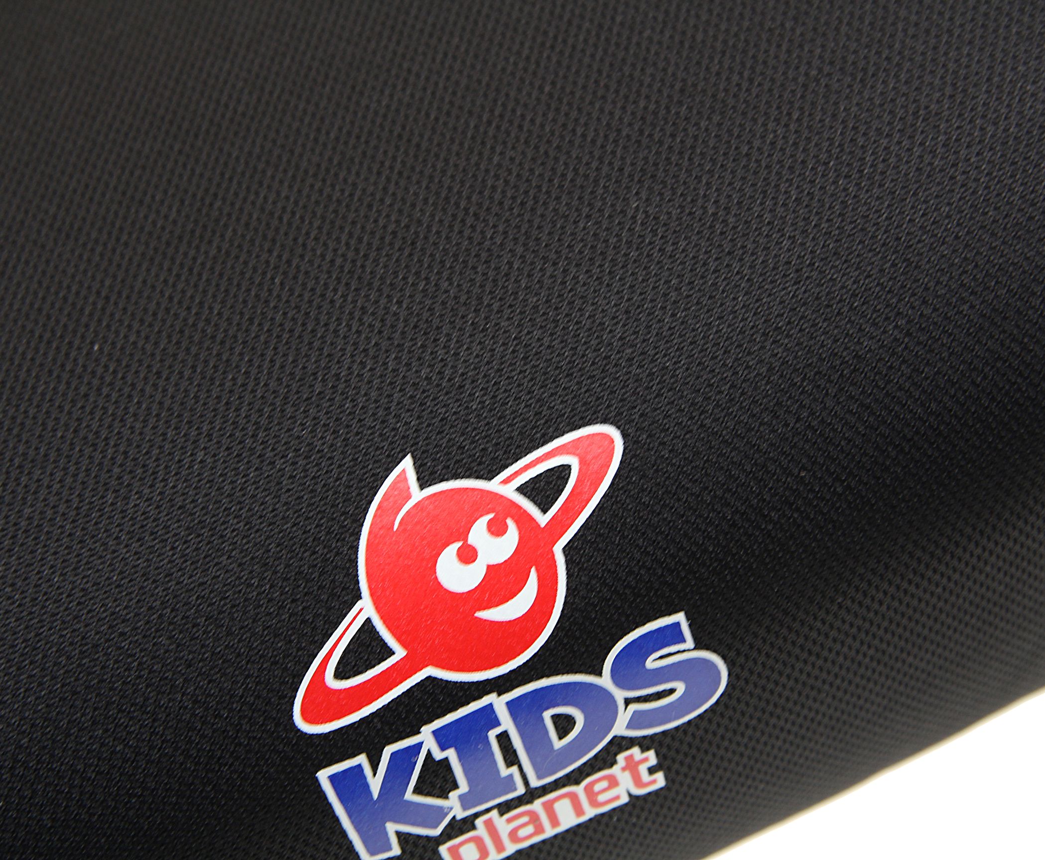 Бустер 22-36кг (III) 6-12лет черный карбон "Foton" SG311 KIDS PLANET-SIGE