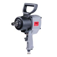 Fubag IW1600 3/4" (1600Нм_6.3бар_3/4") + набор головок_кейс